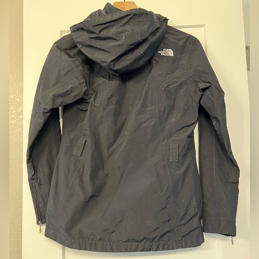 The North Face Hyvent Belted Jacket - Picture 3 of 7